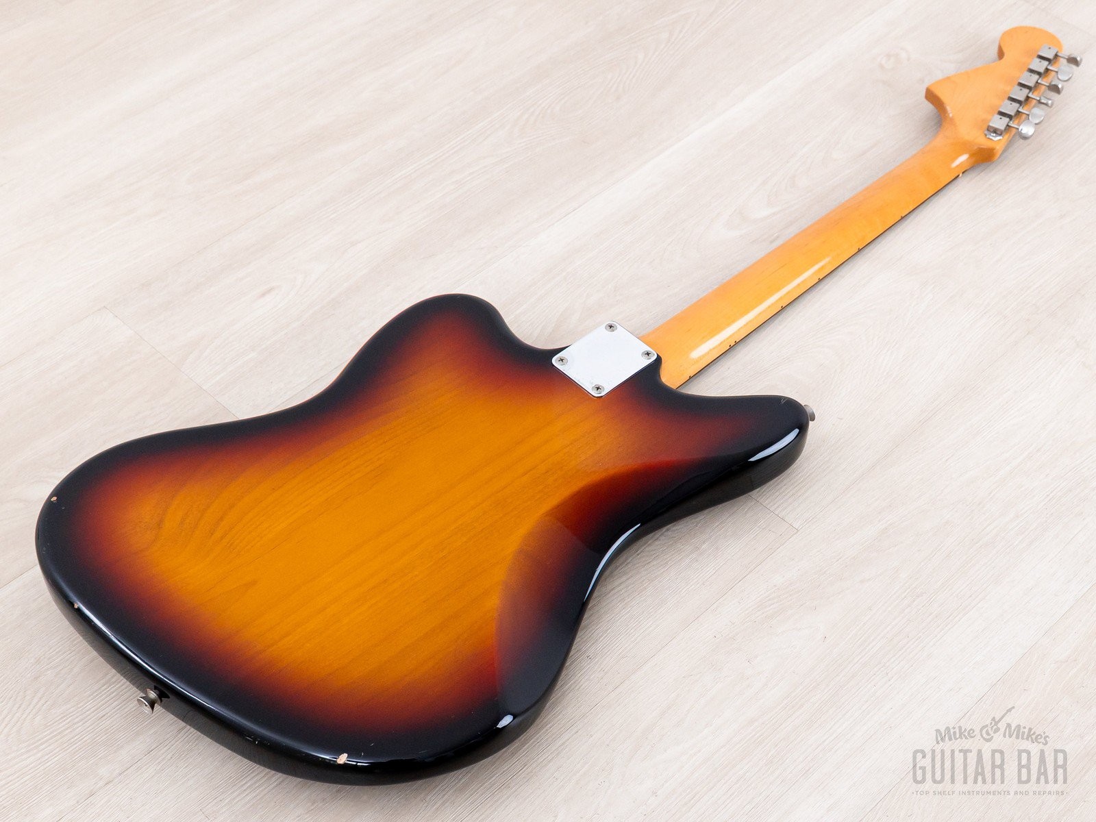 1998 Fender Jaguar ‘62 Vintage Reissue JG66-85 Offset Guitar Sunburst, Japan CIJ