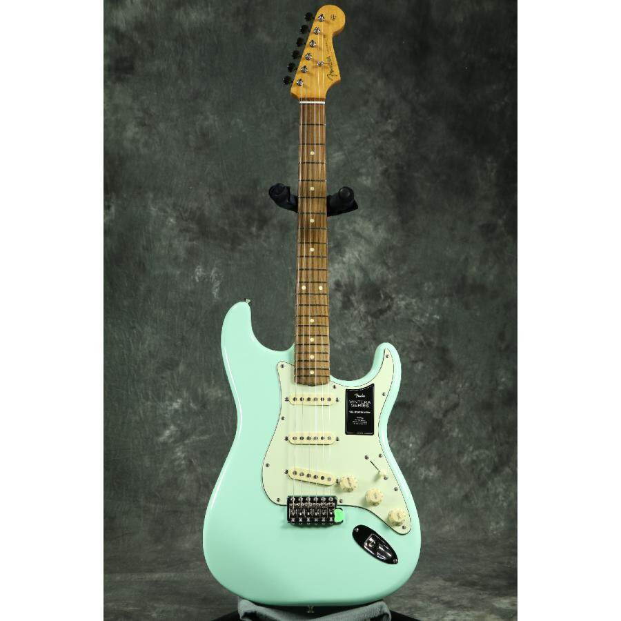 Fender / Vintera 60s Stratocaster Pau Ferro Fingerboard Surf Green
