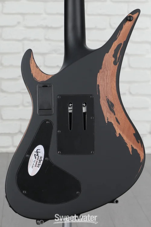 Schecter Synyster Gates Custom-S – Relic