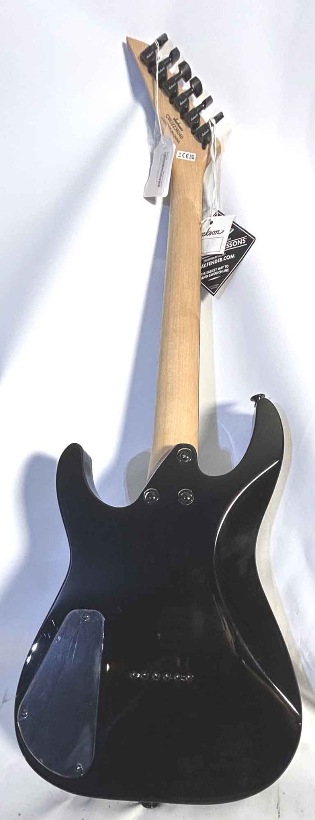 Jackson JS22DKA Dinky Archtop Mini Traveler ElectricGuitar Great Conditions case