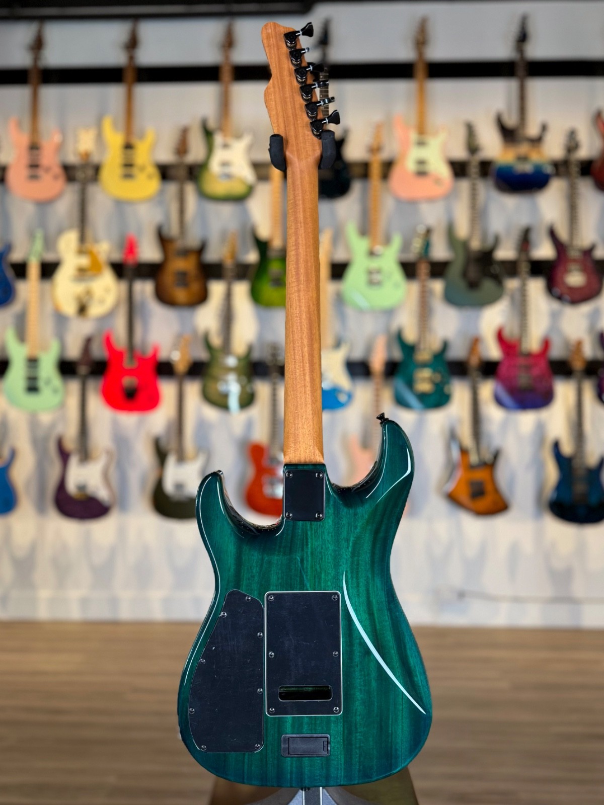 James Tyler Guitars Studio Elite HDX – Spalted Maple Transparent Teal Burst