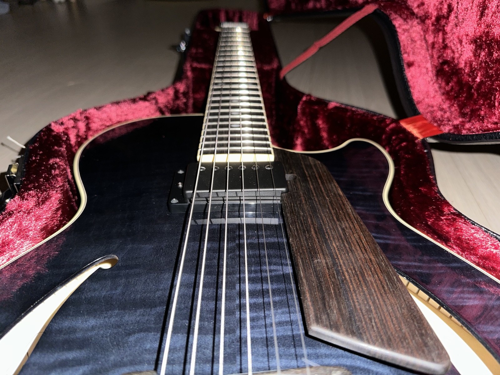 Sadowsky [SS -15] – Jan 2025 Production with Hard Case