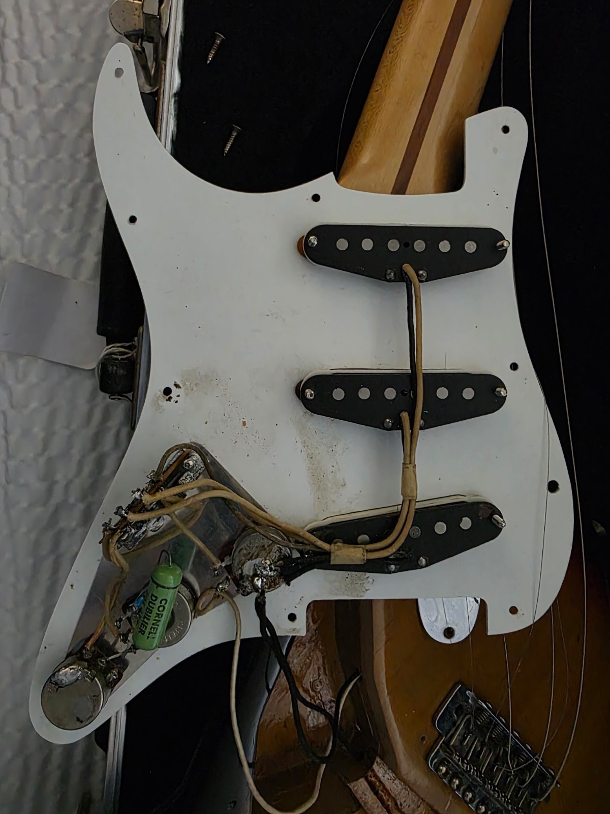 Vintage 1958 Fender Stratocaster w/HSC! -LL