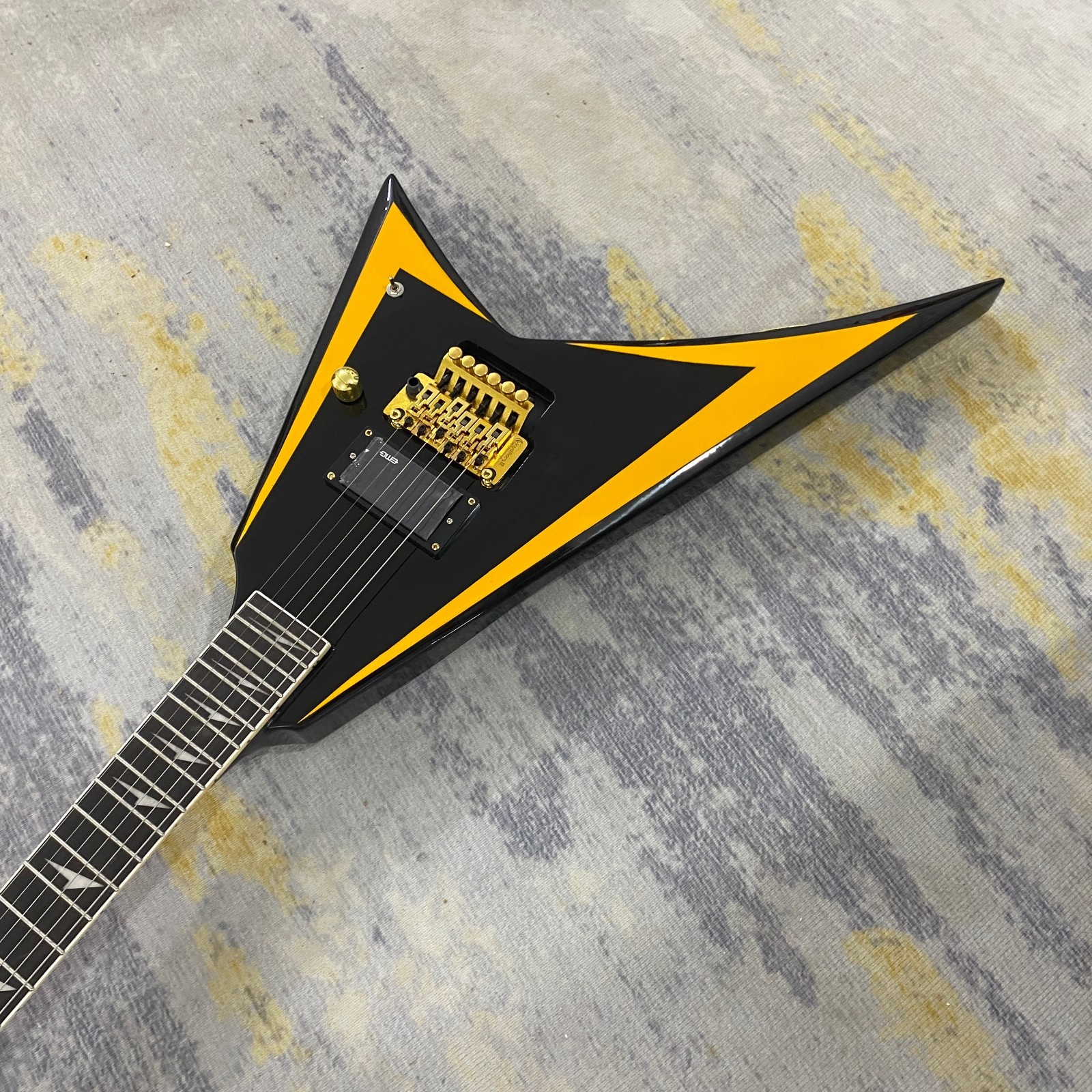 Striking Black Yellow Stripe V Style Electric Guitar Gold Hardware Mahogany Body