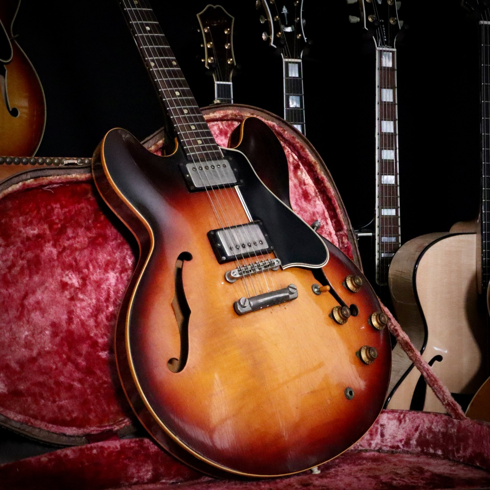 1958 Gibson ES-335 – First Year – Thin Top – Super Clean