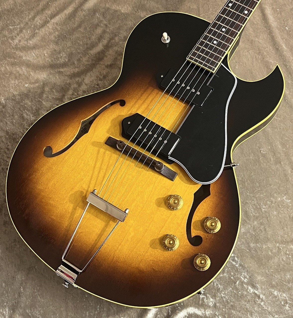 KING SNAKE NEW Curtis Tobaco Sunburst C-139 2.46kg