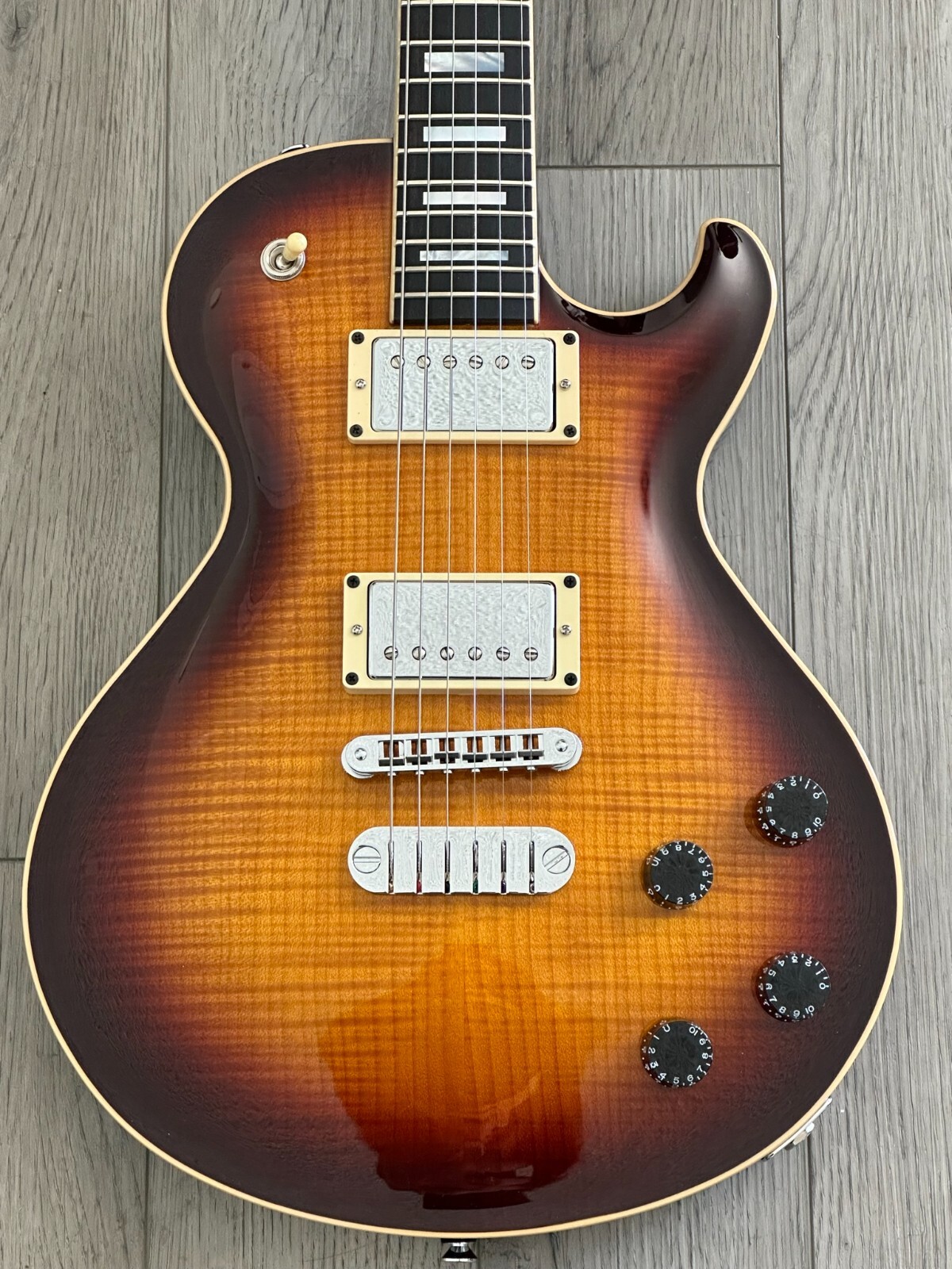 Dean Thoroughbred Flame top USA Guitar Sunburst
