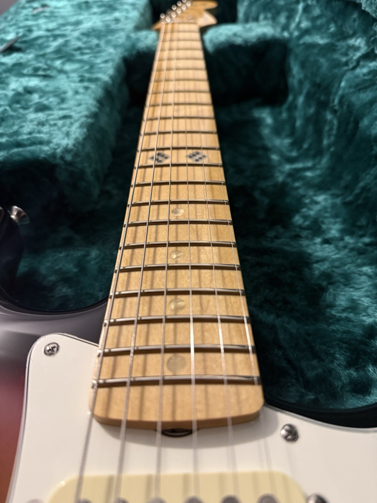 Mint Fender Steve Lacy People Pleaser Stratocaster Electric Guitar – Chaos Burst
