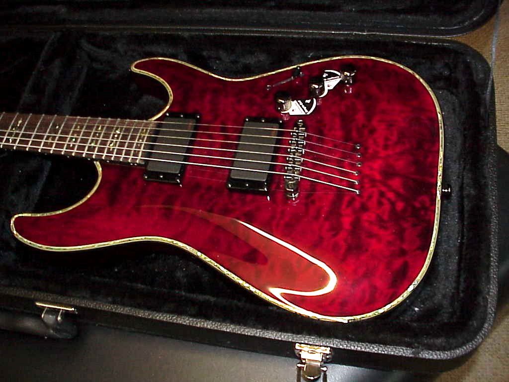 MINT Schecter Diamond Series Hellraiser 6-String Electric Guitar with Hard Case