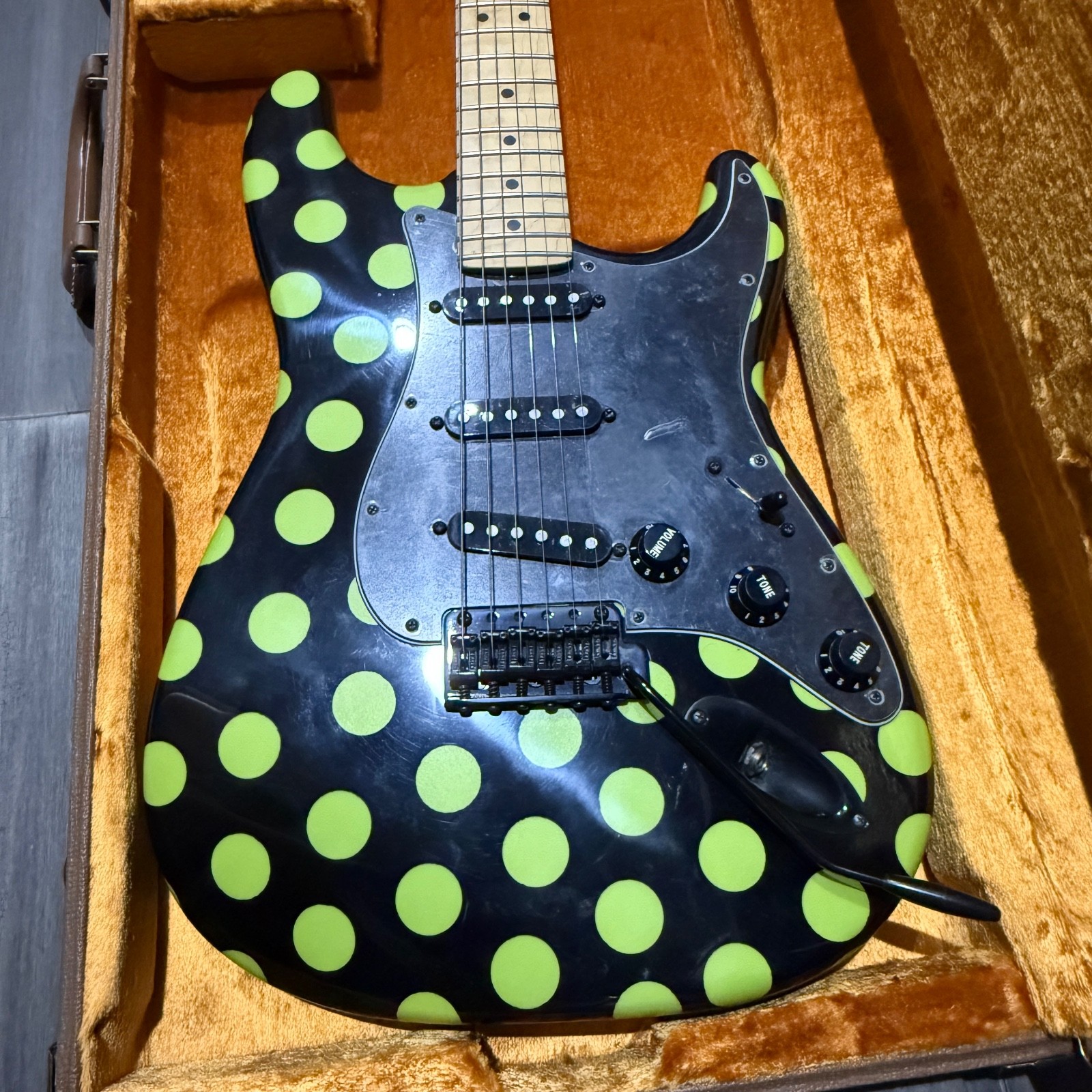 1997 Buddy Guy 1 of 1 Prototype Stratocaster Black/Green Polka Dot