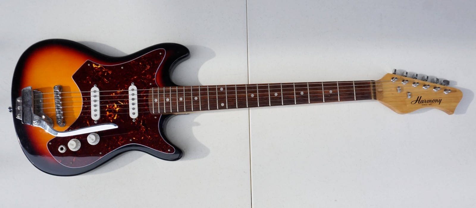 Harmony electric guitar