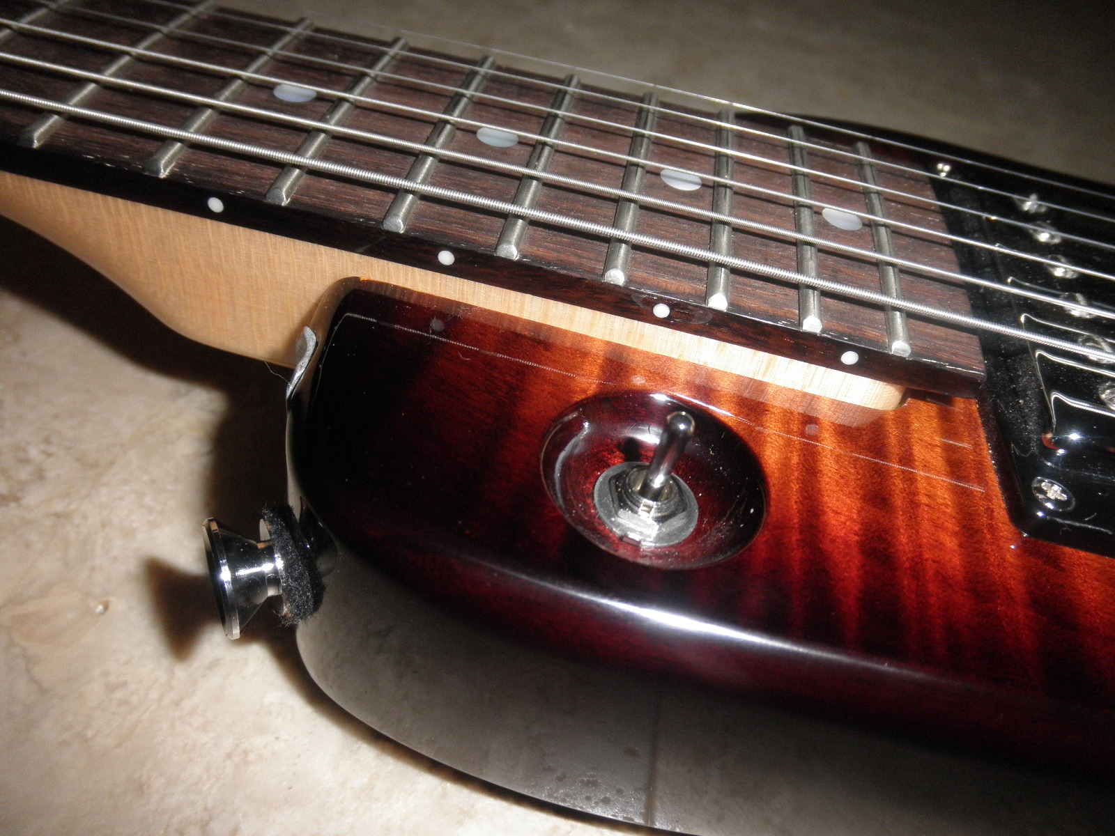Strobel Rambler Professional Electric Travel Guitar (Tobacco Sunburst)