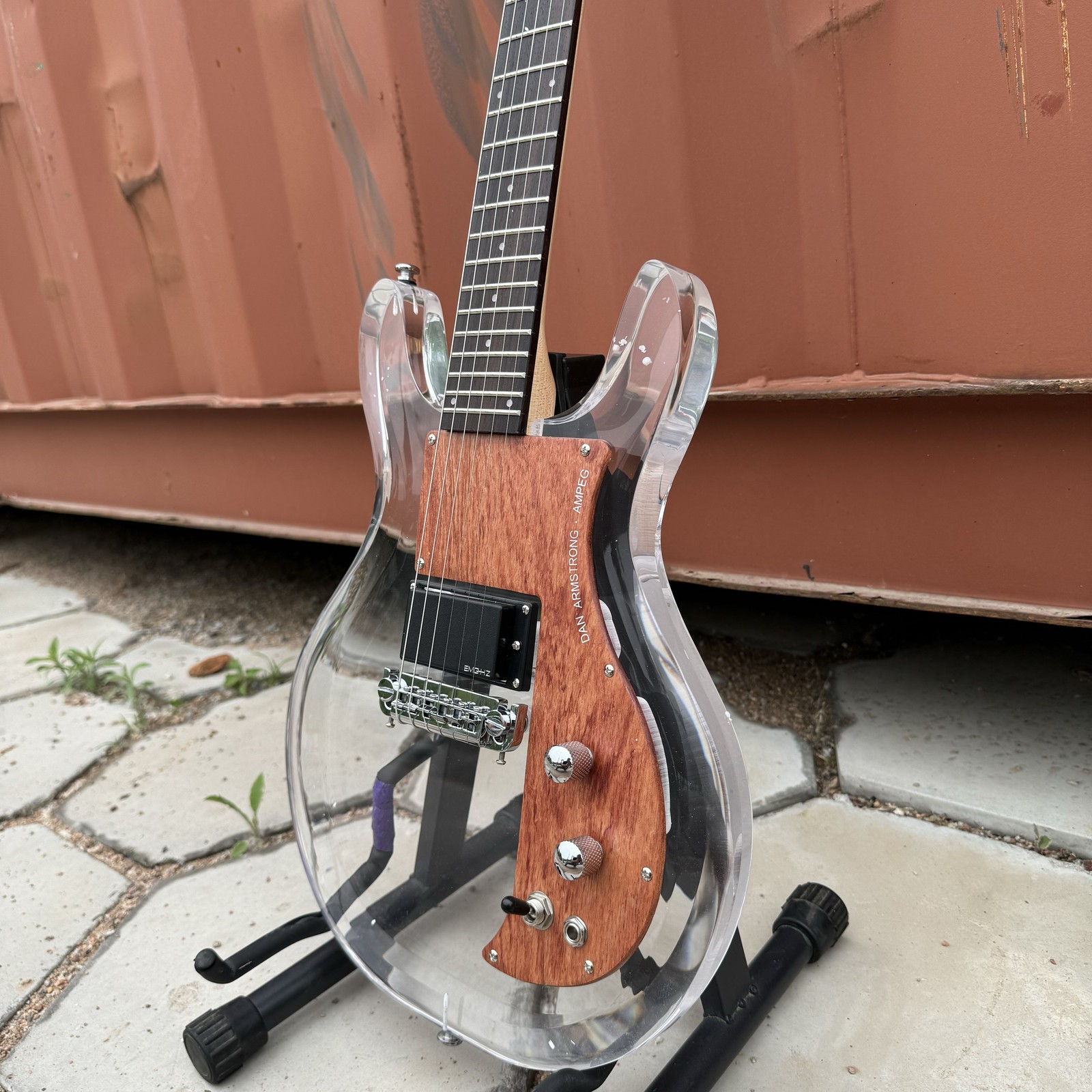 24 frets Electric Guitar Transparent Color chrome hardware rosewood fingerboard