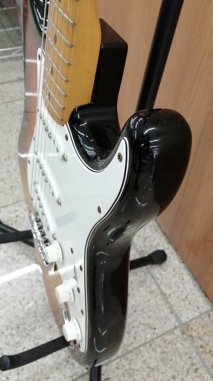 FERNANDES BURNY CUSTOM Electric Guitar-02