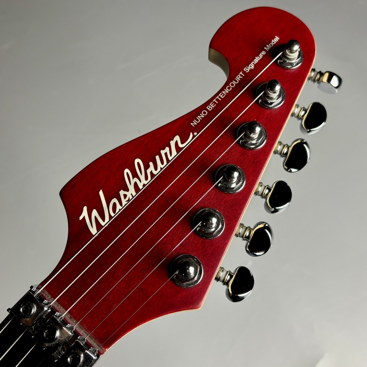 Washburn N2-NUNO Padauk Used Electric Guitar