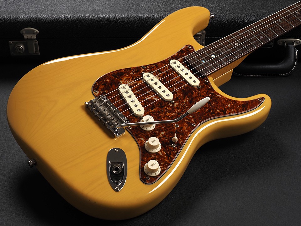 Fender Custom Shop Classic Player Stratocaster Honey Blonde 2006 Electric Guitar
