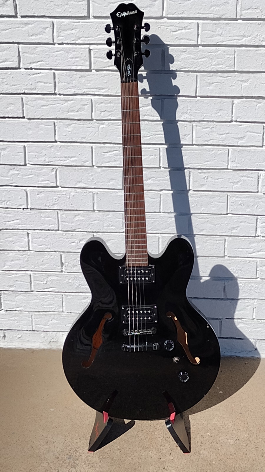 Epiphone Dot Studio Hollow Body Guitar! -LL