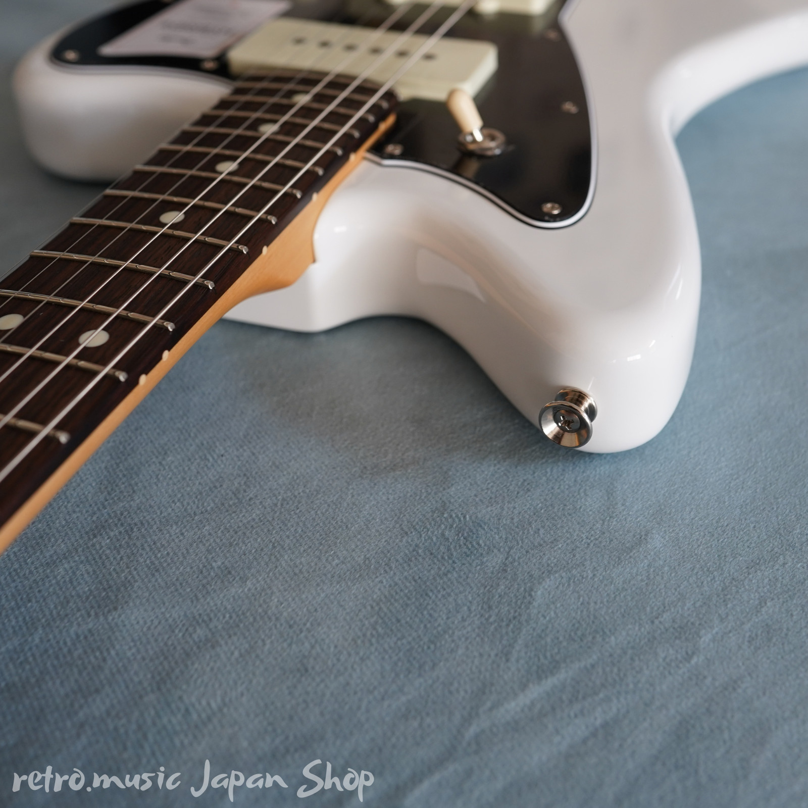 Fender Made in Japan Hybrid II Jazzmaster Rosewood Arctic White Electric Guitar