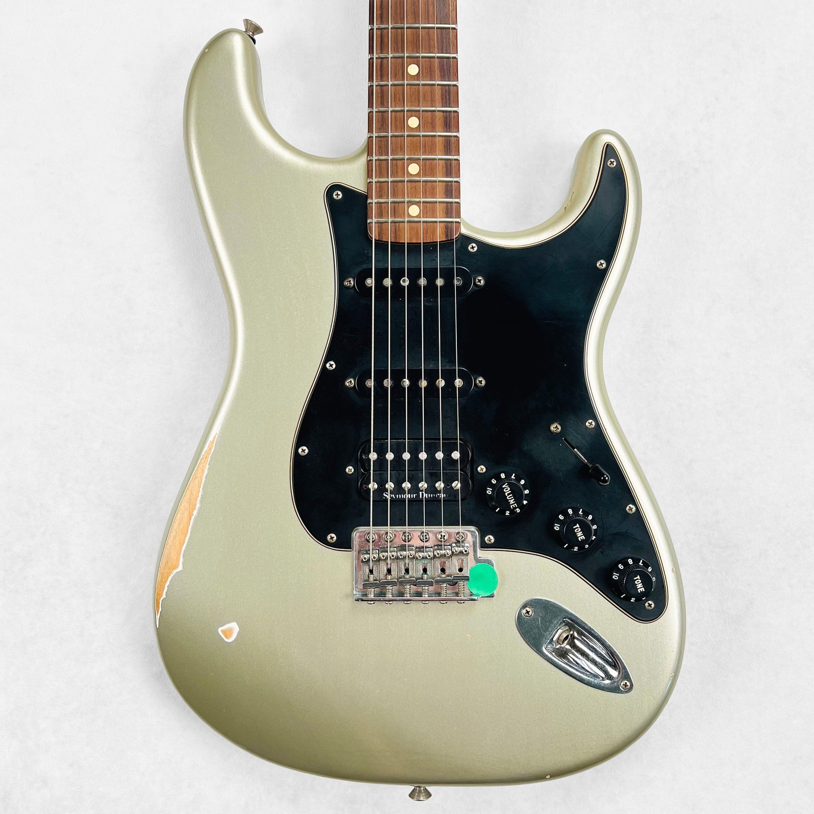 Fender Road Worn Player Stratocaster HSS 2011 – Inca Silver