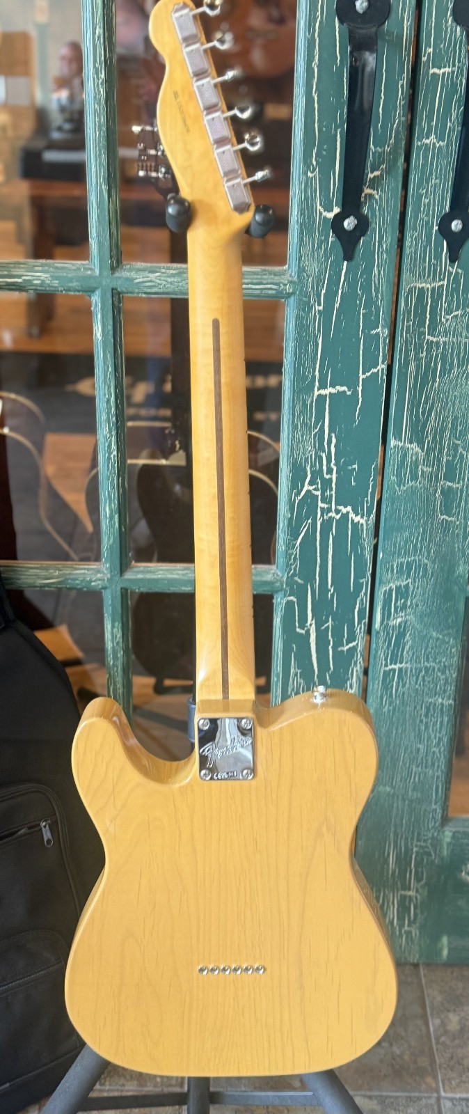 Fender American Pro Classic Telecaster Butterscotch Blonde With Premium Gig Bag