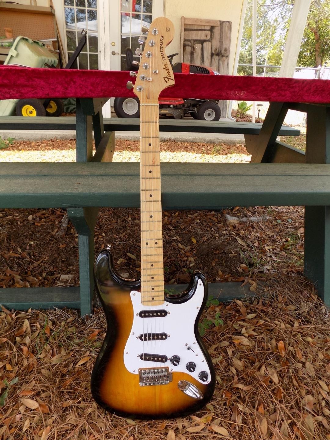 Squier “Custom Shack ” Stratocaster, Very Hot Pickups, Custom Wiring,Capacitor