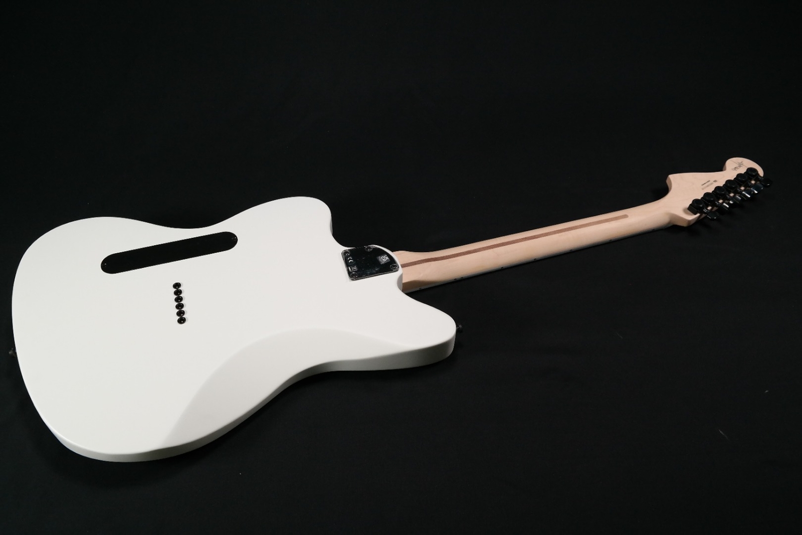 Fender Jim Root Jazzmaster V4 – Ebony Fingerboard – Flat White – 119