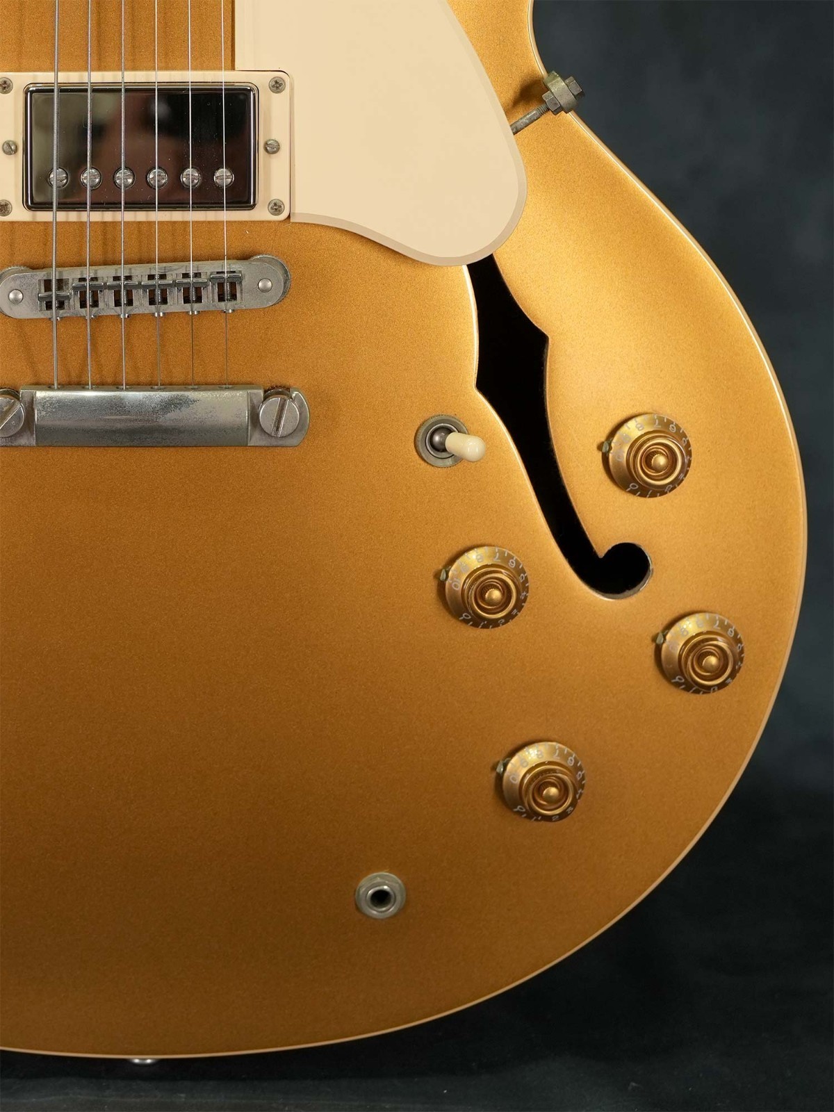 Gibson Custom Shop ES-335 Dot Plain All Gold 3.81kg 2013 Electric Guitar