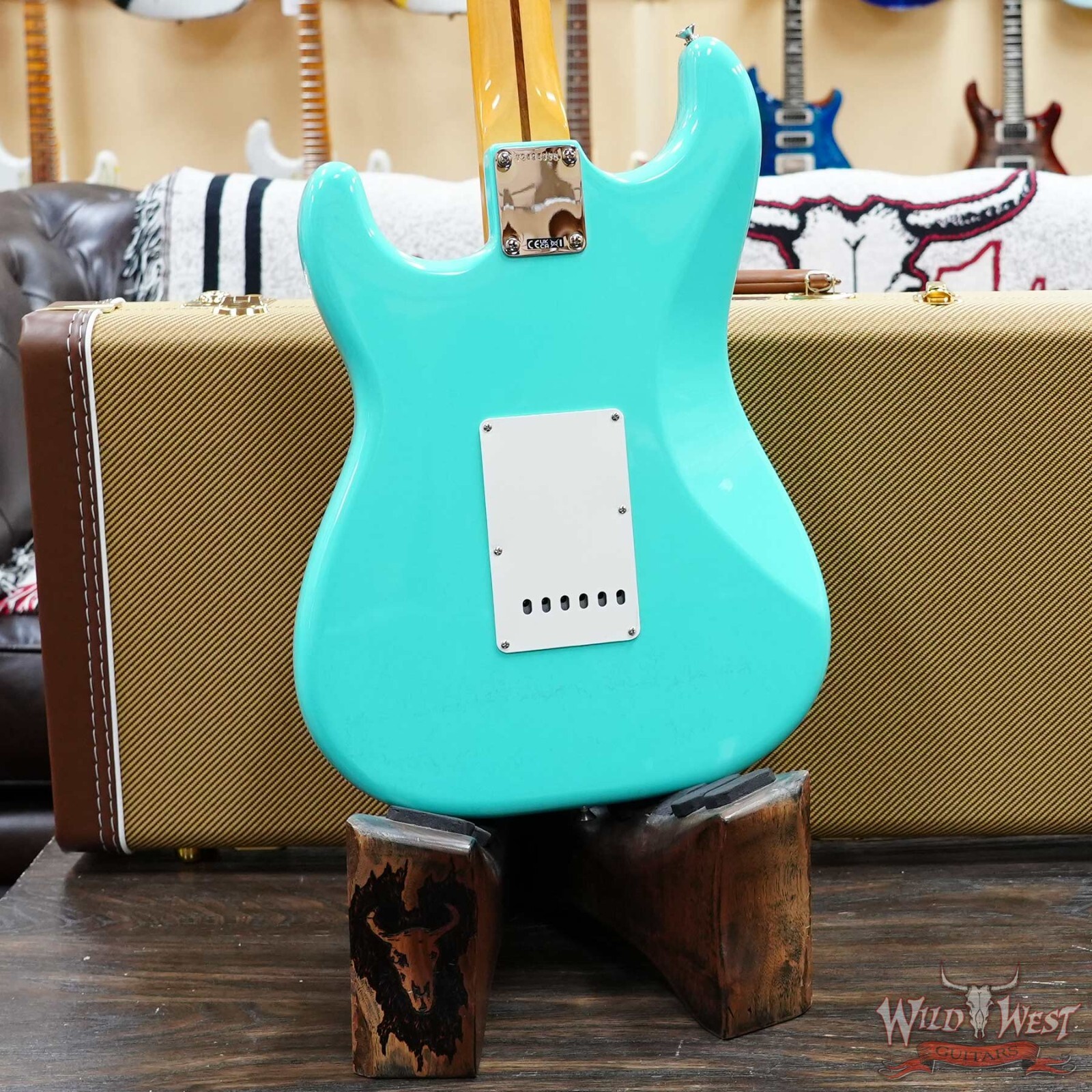 Fender American Vintage II 1957 Stratocaster Maple Neck Sea Foam Green 7.65 LBS