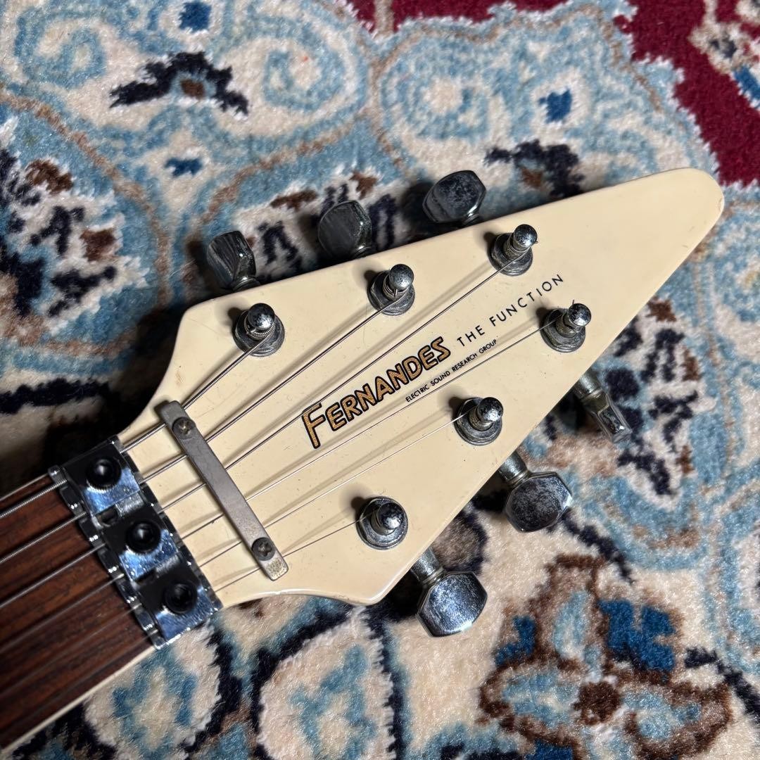 FERNANDES BSV-70 Flying V Electric Guitar 1980s Vintage White Rare Japan
