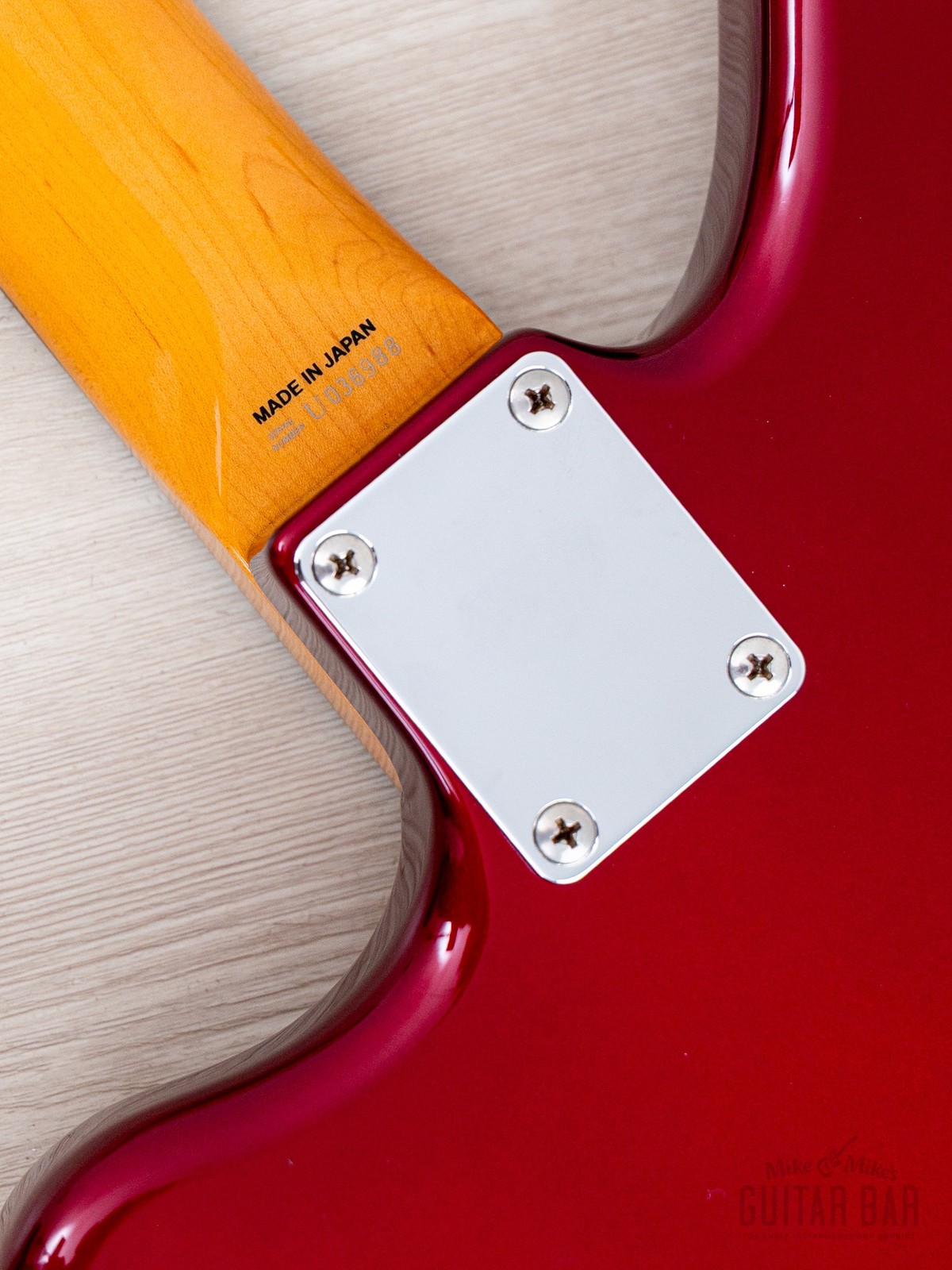 2011 Fender Jaguar ’62 Vintage Reissue JG66/MH Candy Apple Red, Japan MIJ