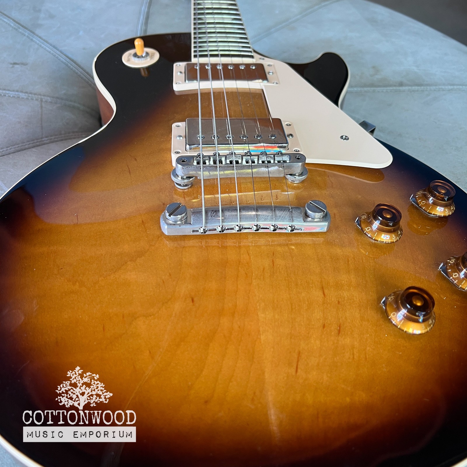 2021 Gibson Les Paul Standard ’50s – Tobacco Burst (Sweetwater Exclusive with…