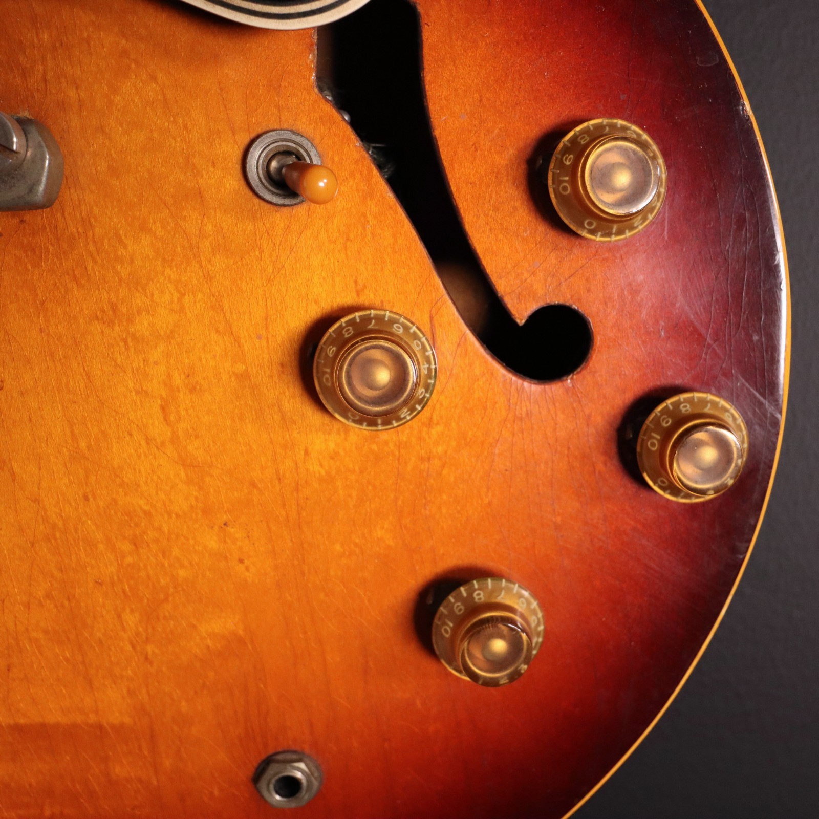1958 Gibson ES-335 – First Year – Thin Top – Super Clean