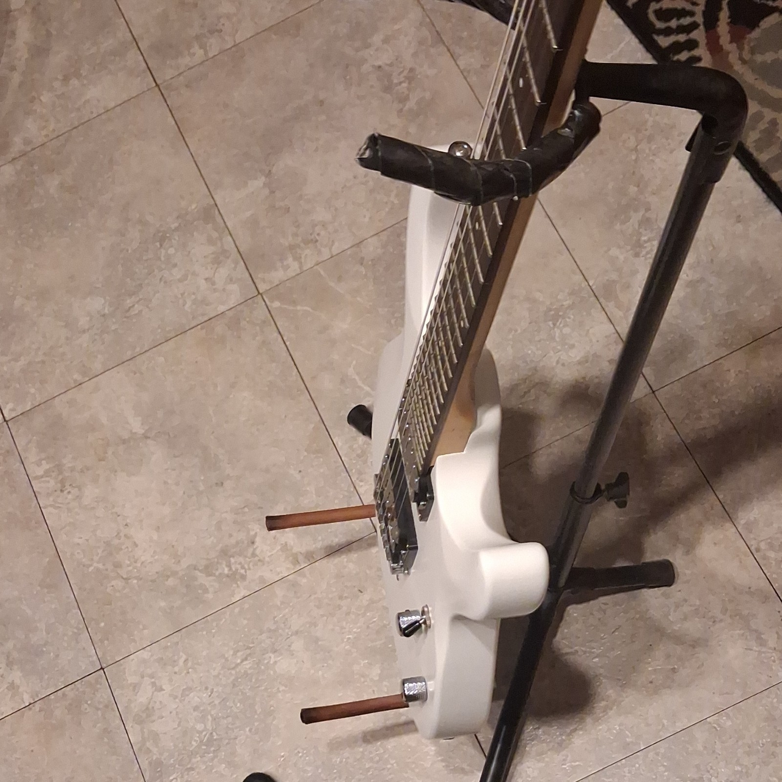 Schecter Diamond Series C-6 Deluxe White Solid Body 6-String Right-Handed