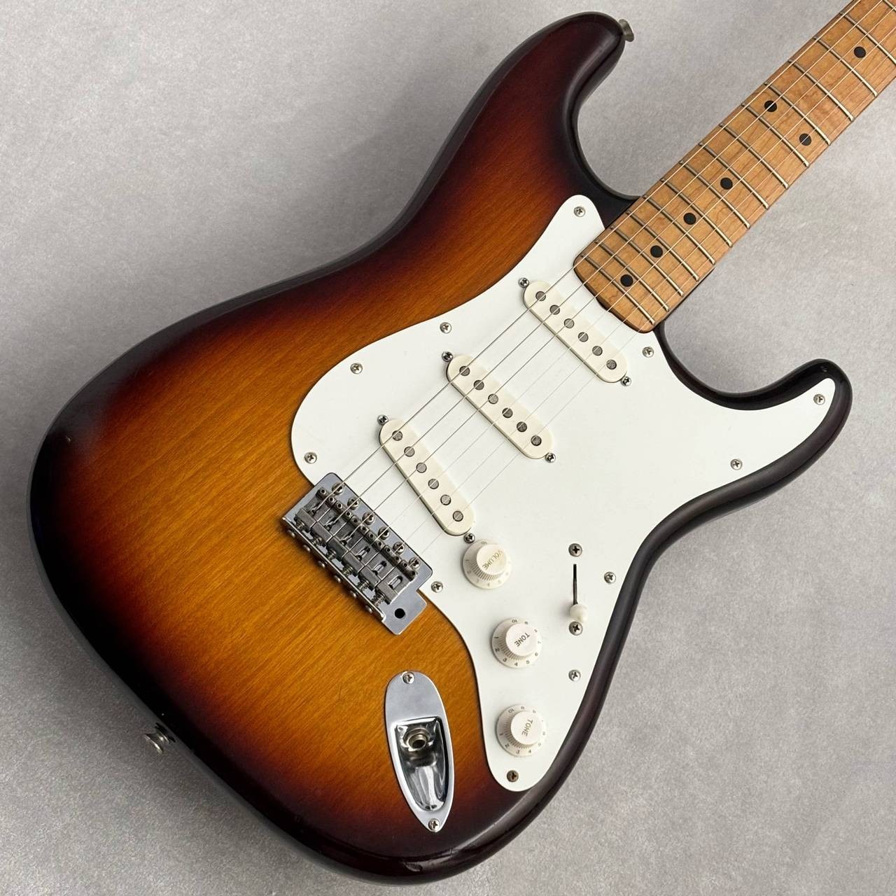 [FERNANDES] FST-85 Vintage Brown Sunburst ST Type Electric Guitar Made in Japan