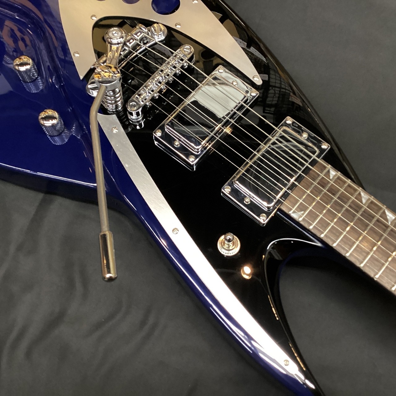 EASTWOOD GUITARS Backlund Model 400 DLX Blue