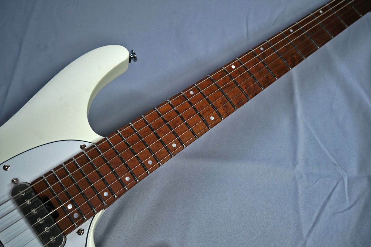 Ibanez ICHI10 Ichika Nito Signature Model Vintage White Matte Guitar w/Gig Bag