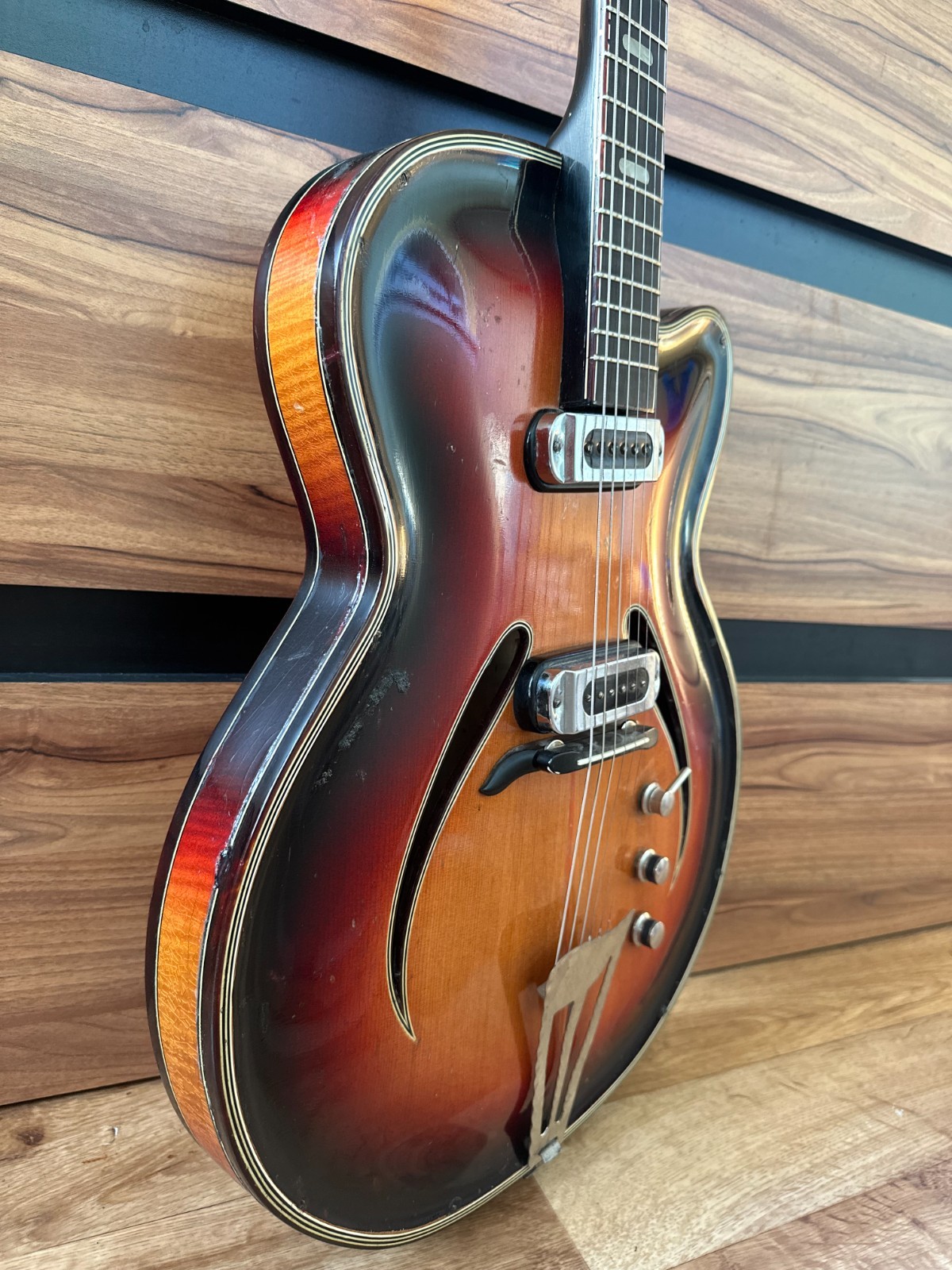 70s Musima Record GDR Germany Electric Guitar Vintage and very Rare