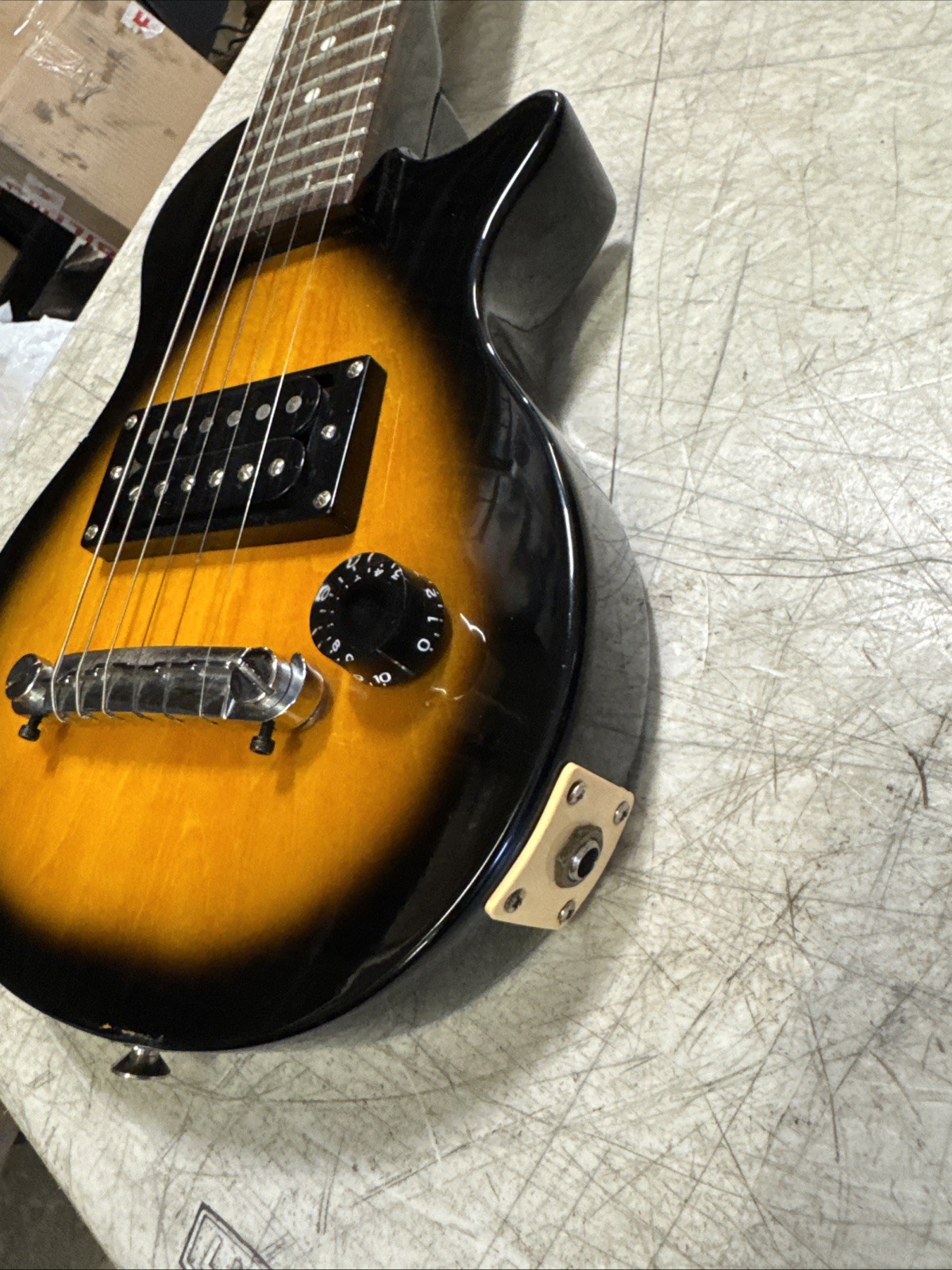 Vintage 2002 Epiphone Les Paul Pee Wee Electric Guitar 3/4 Size Travel Burst VGC