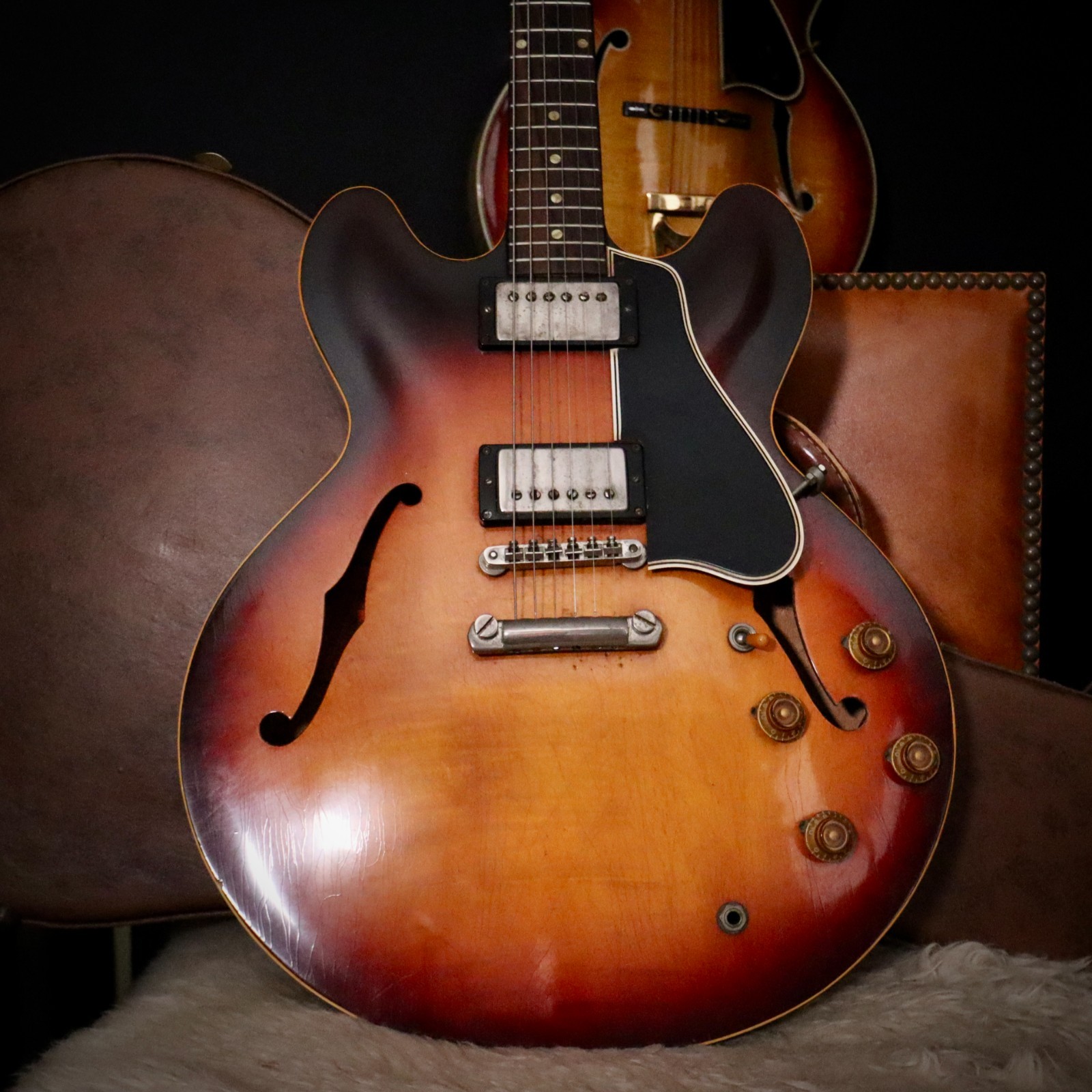 1958 Gibson ES-335 – First Year – Thin Top – Super Clean