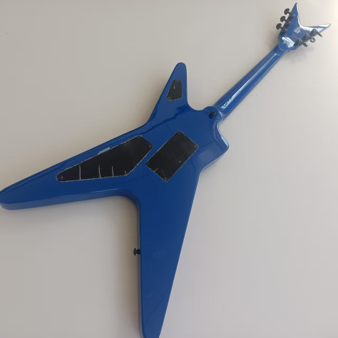 Run Lightning Bolt Blue 22 Frets Electric Guitar Mahogany Body Black Hardware