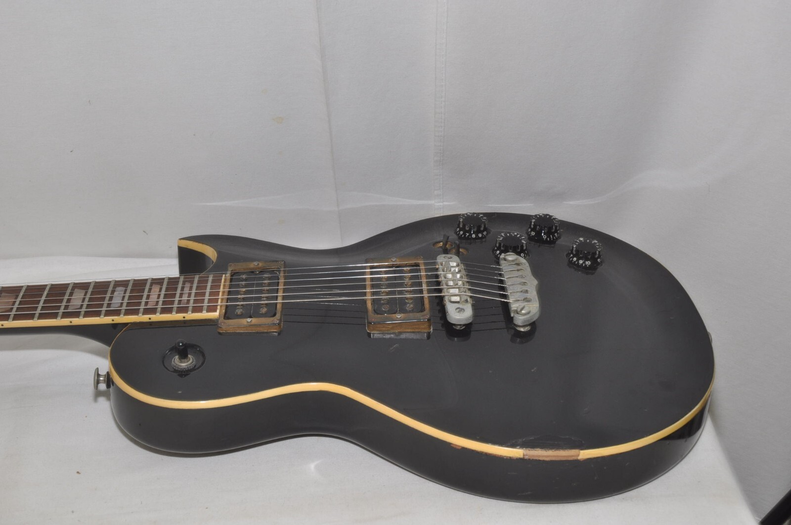 Aria Pro II・PE-R60 1982 Electric Guitar Ref. No 7026