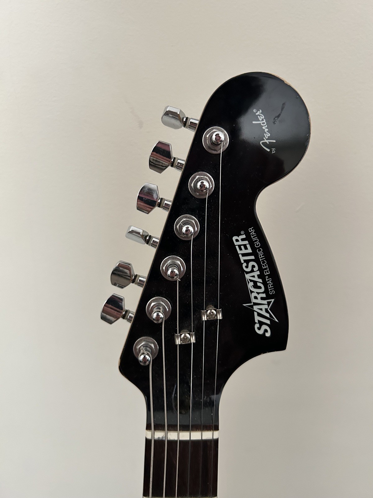 USED 2010 Starcaster Electric Guitar by Fender
