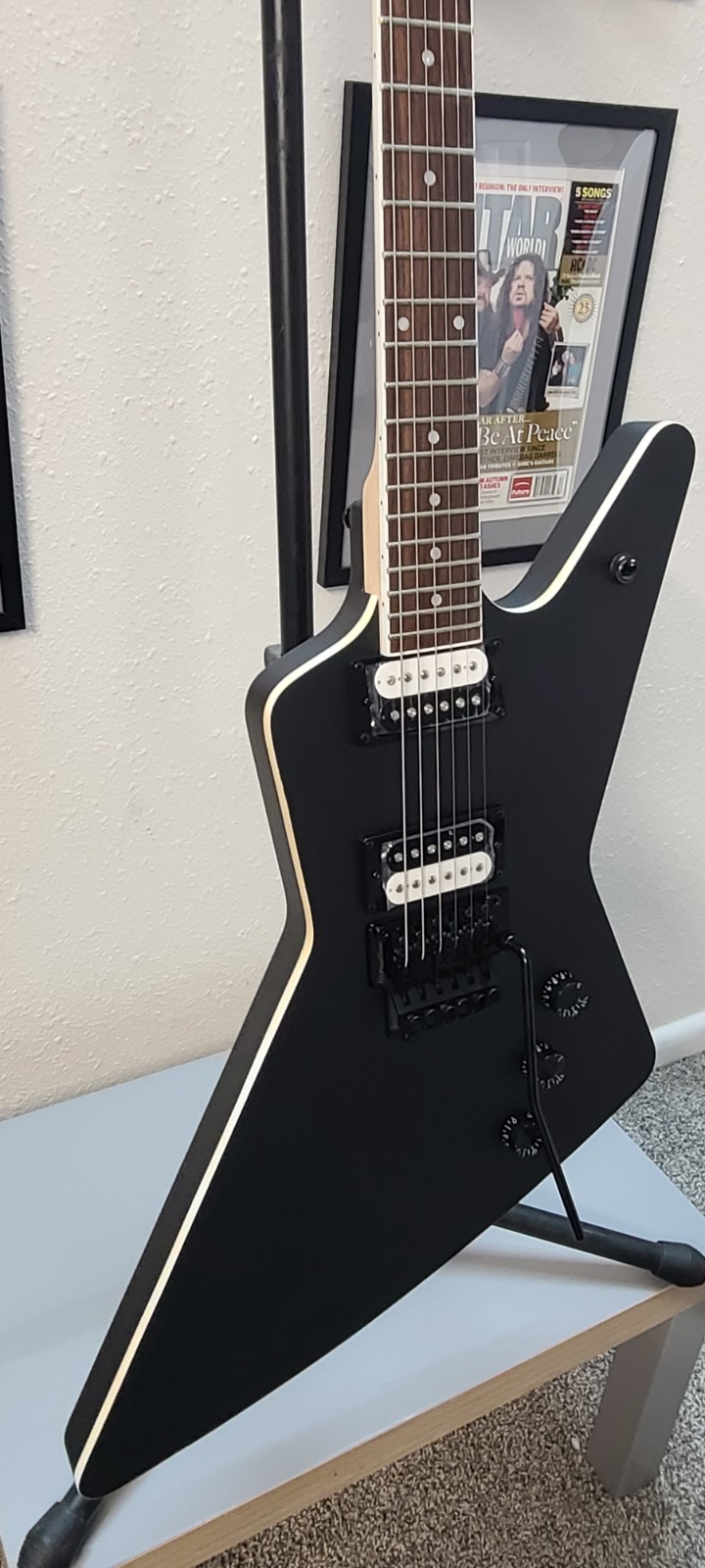 Dean Z X Floyd Rose Excellent To New Cond, Pickup Stickers Still On Pick-Pups!
