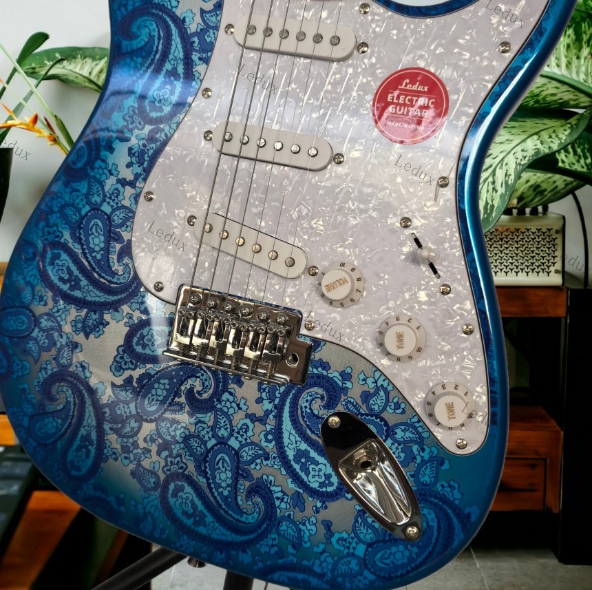 New Product Paisley Blue ST Electric Guitar 3S Pickups Chrome Part Tremolo