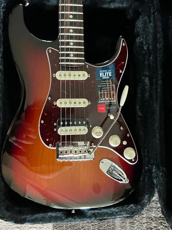 Fender American Ultra Luxe Elite Professional Stratocaster 2010’s – Sunburst