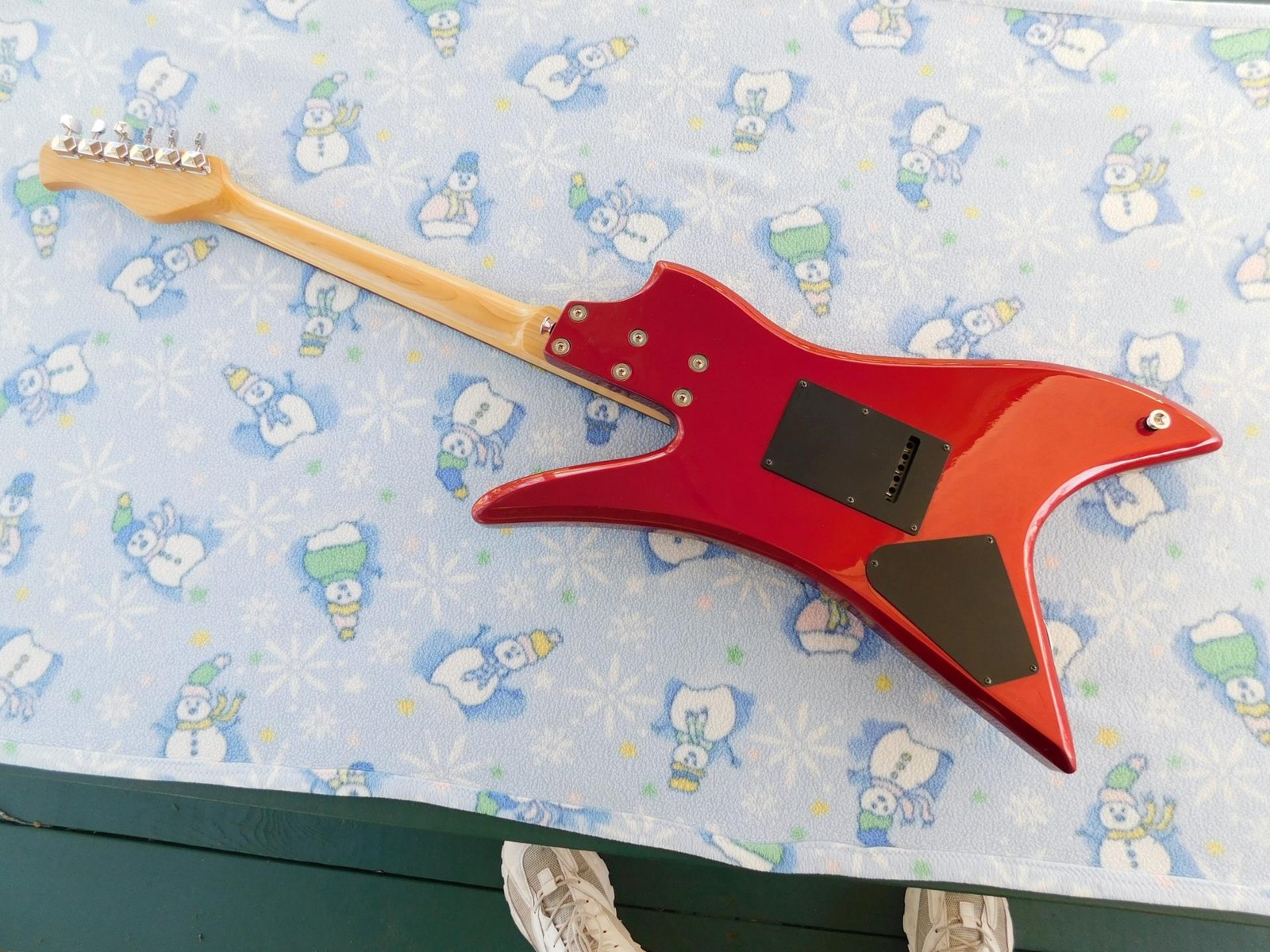 Hondo H2 Metal Master Reissue, Vintage 80’s Design,Plays Great, Cosmetic Damage