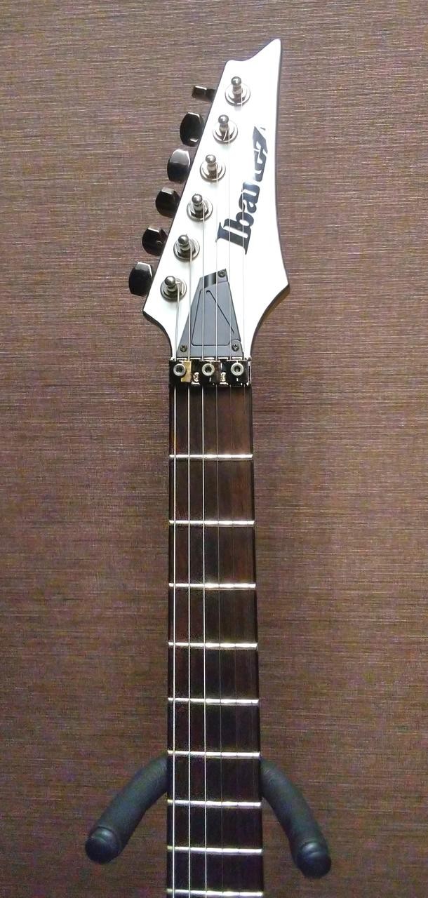 Ibanez RGIR20E Iron Label White Electric Guitar EMG Edge Zero II Preowned Japan