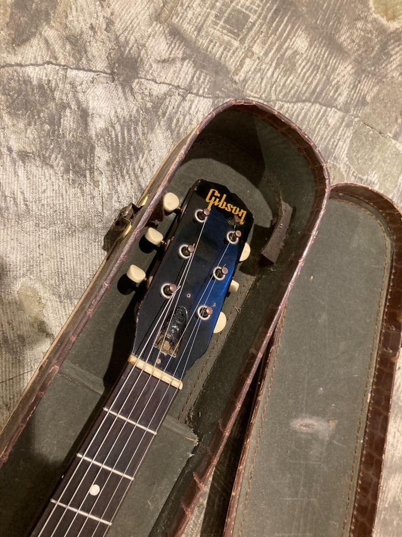 1961 Gibson MelodyMaker Jacaranda Alligator Case, Original, Used