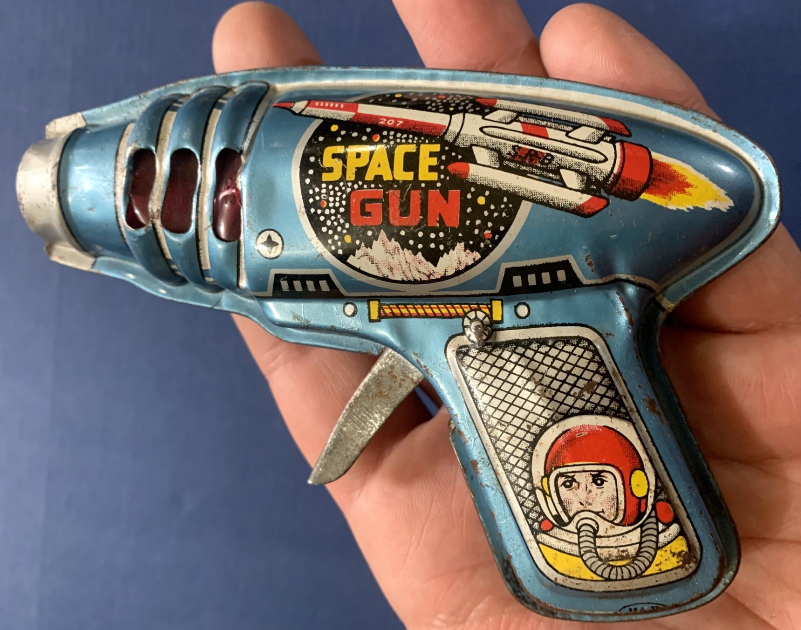 VINTAGE TIN TOY SPACE GUN JAPAN 1960s SPACE AGE