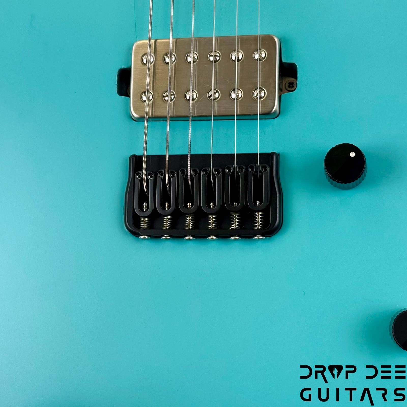 SMP Custom Shop Τρίτη Electric Guitar w/ Case – Seafoam Green